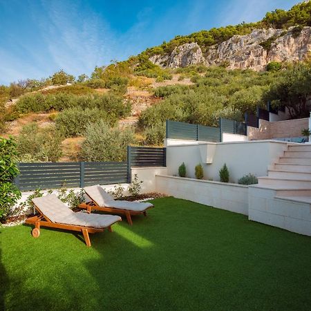 Villa Vruja พิสัก ภายนอก รูปภาพ