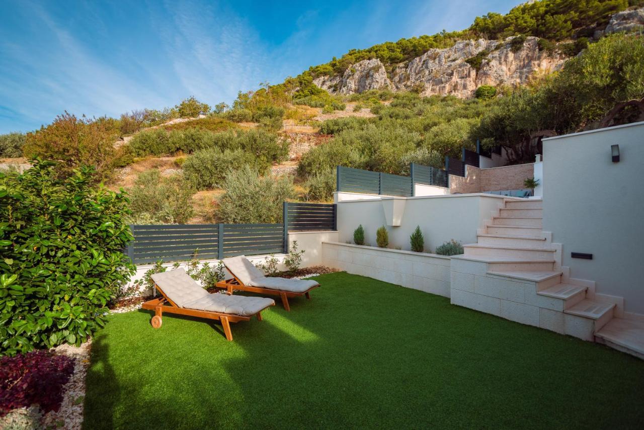 Villa Vruja พิสัก ภายนอก รูปภาพ